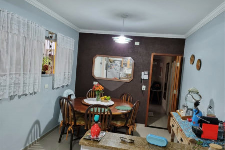 Casa Térrea à venda com 2 suítes em Santa Terezinha, São Bernardo do Campo, SP