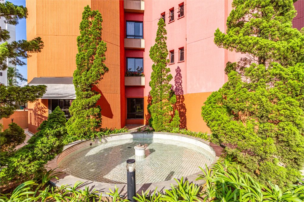 Apartamento à venda com 3 quartos, sendo 2 suítes,  em Vila Andrade, São Paulo, SP