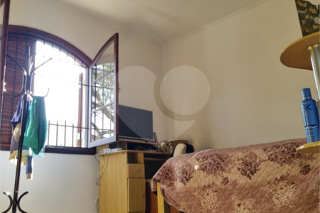 Sobrado à venda com 3 quartos em Bortolândia, São Paulo, SP