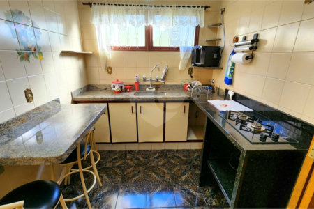Casa à venda com 2 quartos no Centro, Araraquara, SP