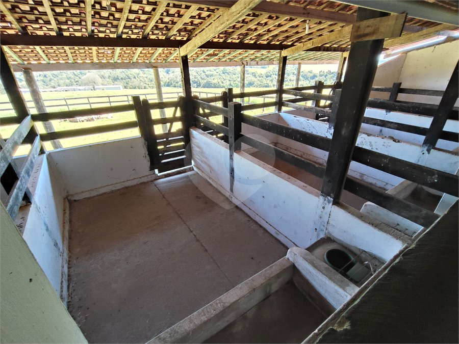 Fazenda para alugar com 3 quartos em Vila Santana, Itapetininga, SP