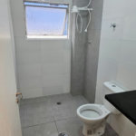 Apartamento de 01 Dormitório na Vila Caiçara — 200 m do Mar