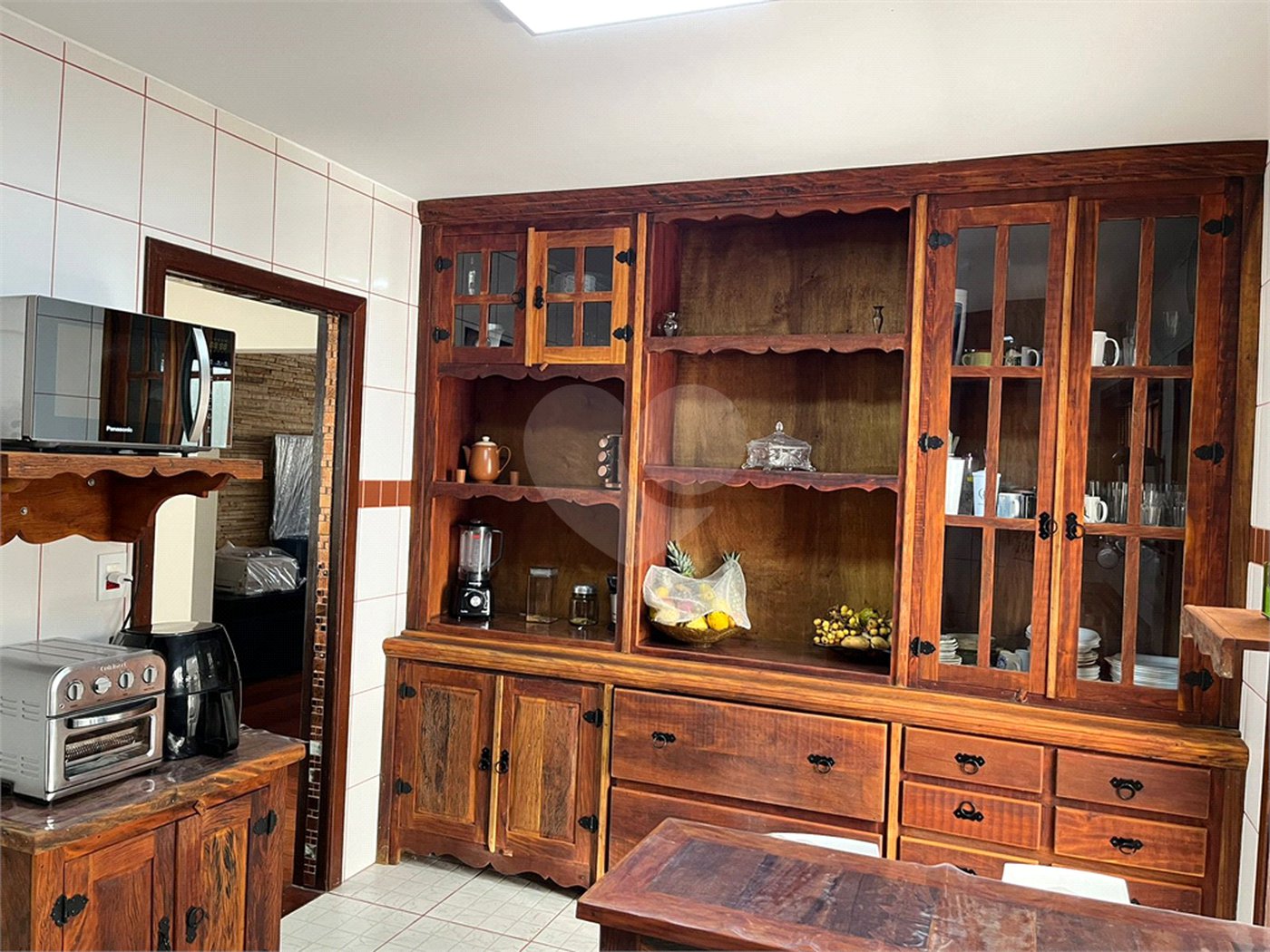 Casa Térrea à venda com 5 quartos, sendo 3 suítes,  em Vila Oliveira, Mogi das Cruzes, SP
