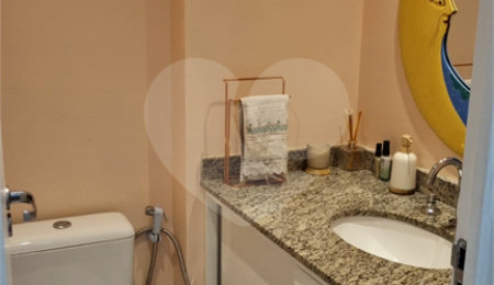 Apartamento à venda com 3 quartos, sendo 2 suítes,  em Panamby, São Paulo, SP