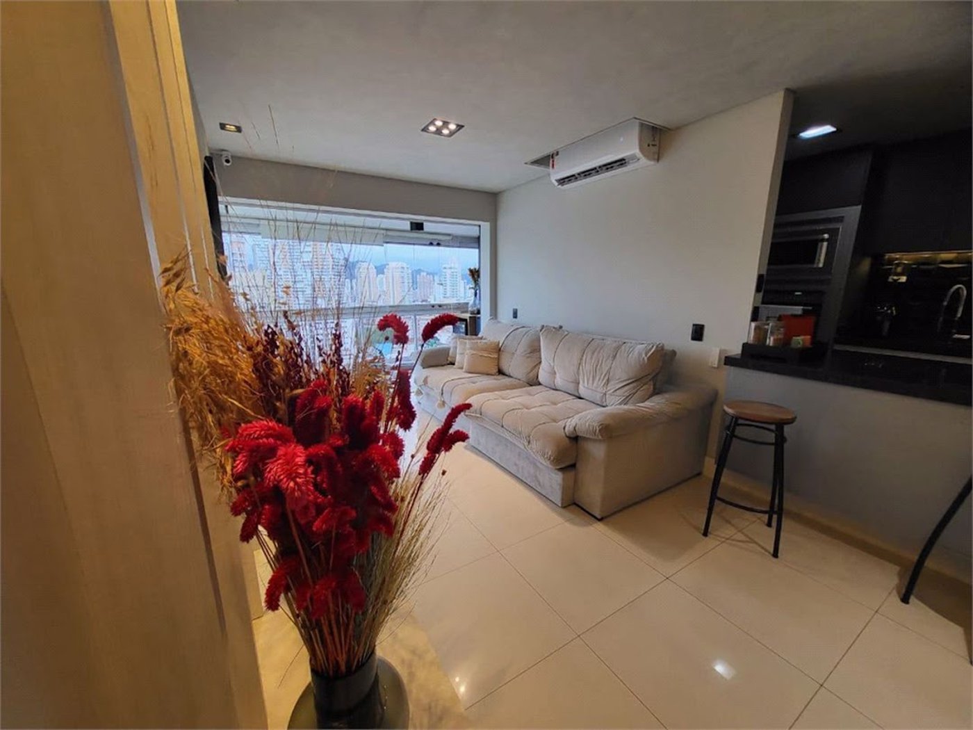 Apartamento Residencial à venda, Gonzaga, Santos - AP1097.