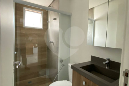 Apartamento para alugar com 2 quartos, sendo 1 suíte,  em Vila Gertrudes, São Paulo, SP