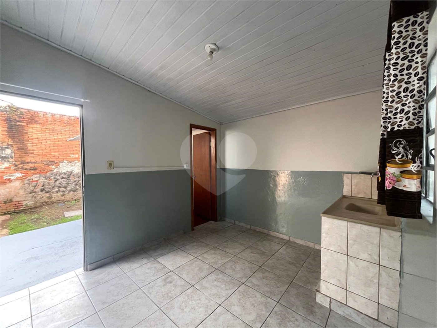 Casa à venda com 2 quartos no Centro, Itapetininga, SP