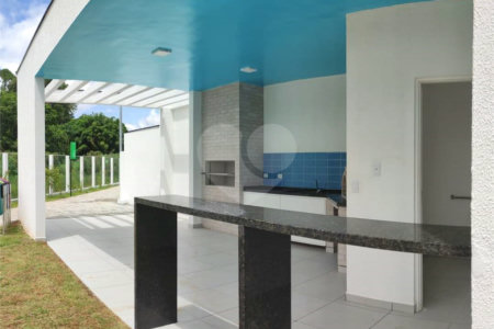 Casa à venda com 2 quartos no condomínio Sindona Parque 1, Cotia - SP