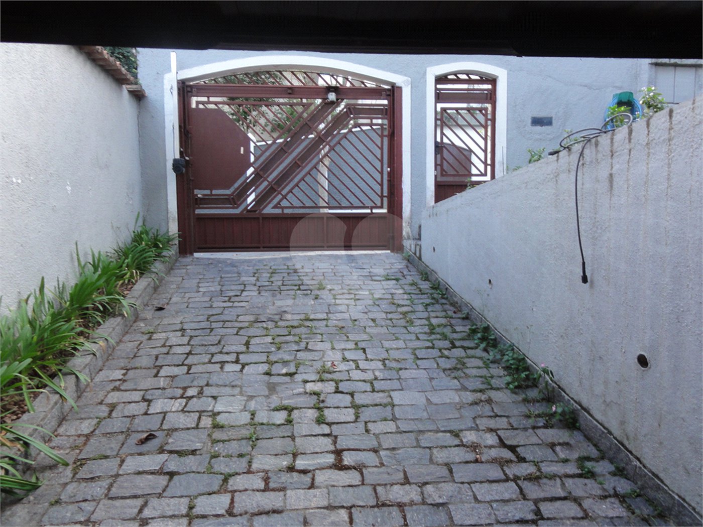Sobrado à venda com 3 quartos, sendo 1 suíte, em Horto, São Paulo, SP