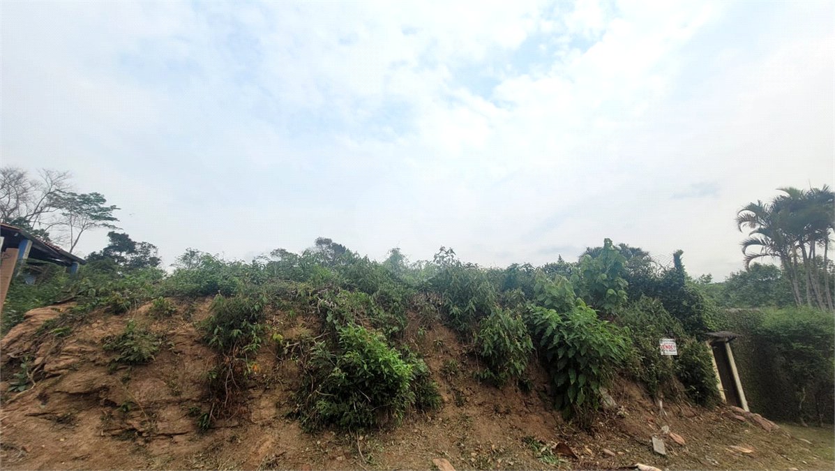 Terreno à venda no condomínio Alpes da Cantareira, Mairiporã - SP