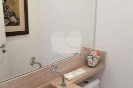 Apartamento à venda com 3 quartos, sendo 1 suíte, em Vila Andrade, São Paulo, SP