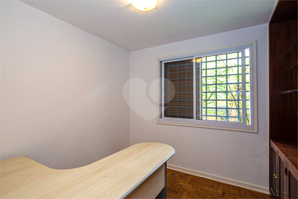 Casa à venda com 4 quartos, sendo 1 suíte, em Jardim Marajoara, São Paulo, SP