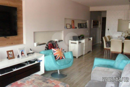 Apartamento à venda com 2 quartos, sendo 1 suíte, em Parada Inglesa, São Paulo, SP