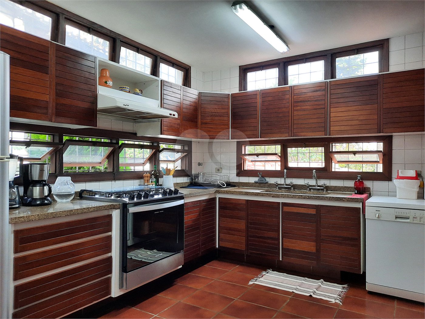 Casa à venda com 6 quartos, sendo 3 suítes, em Morumbi, São Paulo, SP