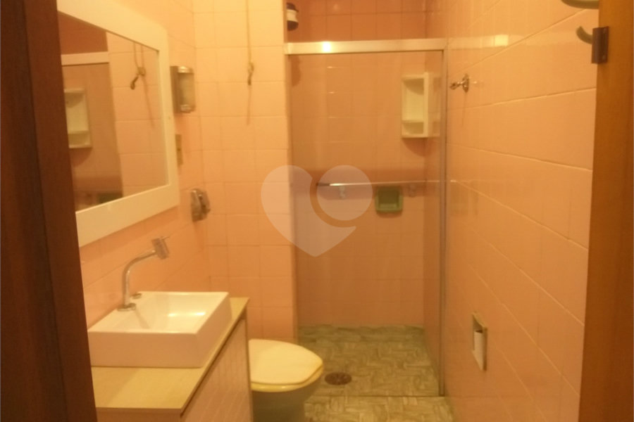Casa à venda com 2 quartos, sendo 1 suíte, em Vila Gustavo, São Paulo, SP