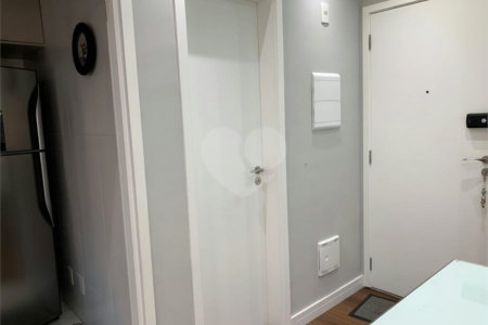 Apartamento à venda com 3 suítes em Vila Monumento, São Paulo, SP