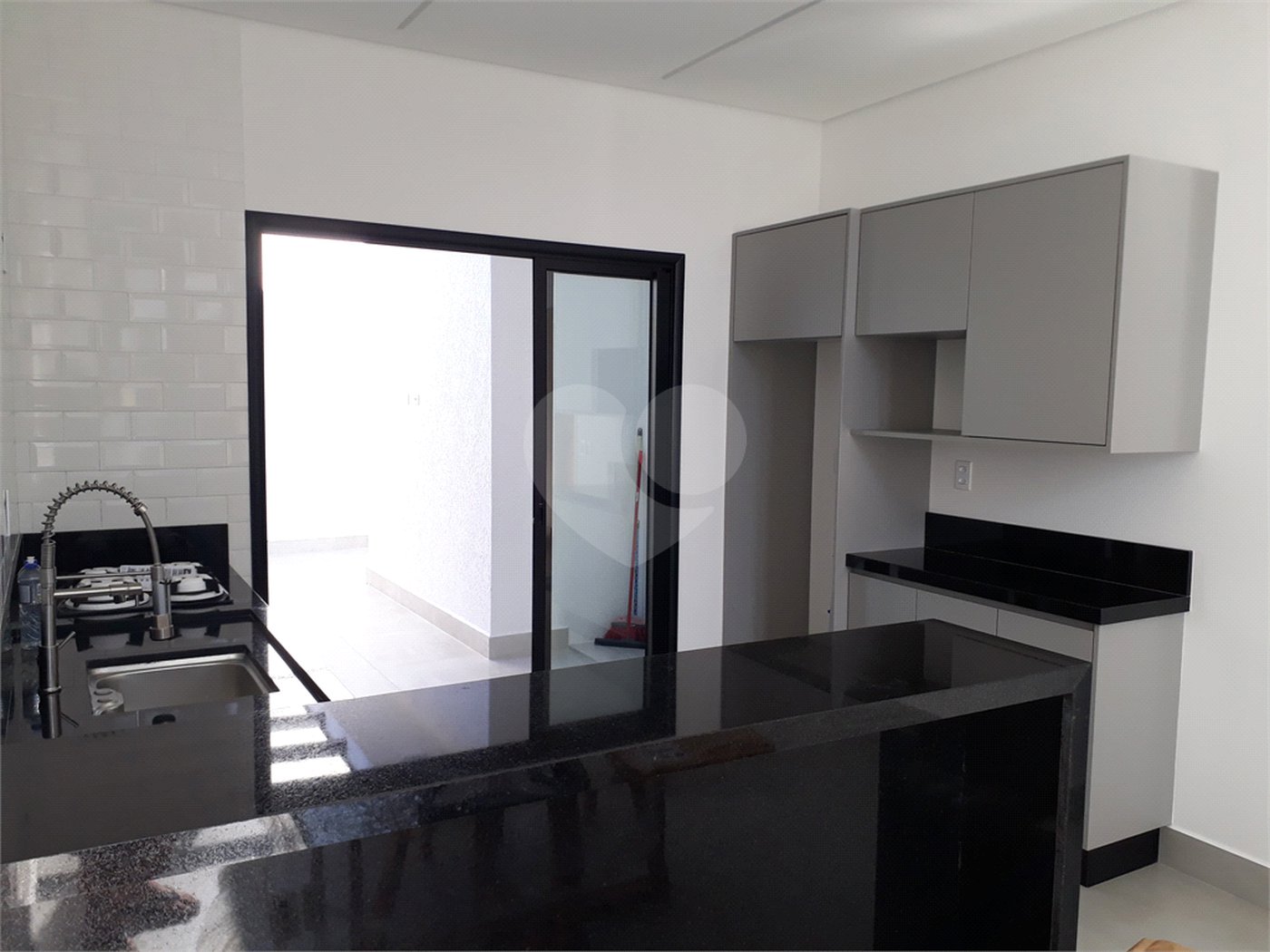 Casa à venda com 3 quartos, sendo 1 suíte,  em Villa Di Cesar, Mogi das Cruzes, SP