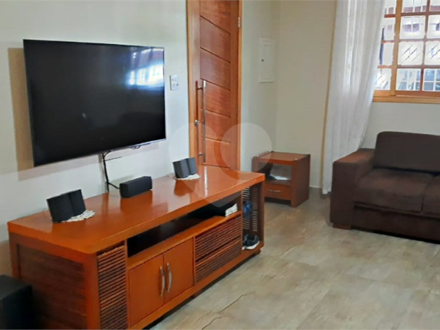 Sobrado à venda com 4 quartos em Tremembé, São Paulo, SP