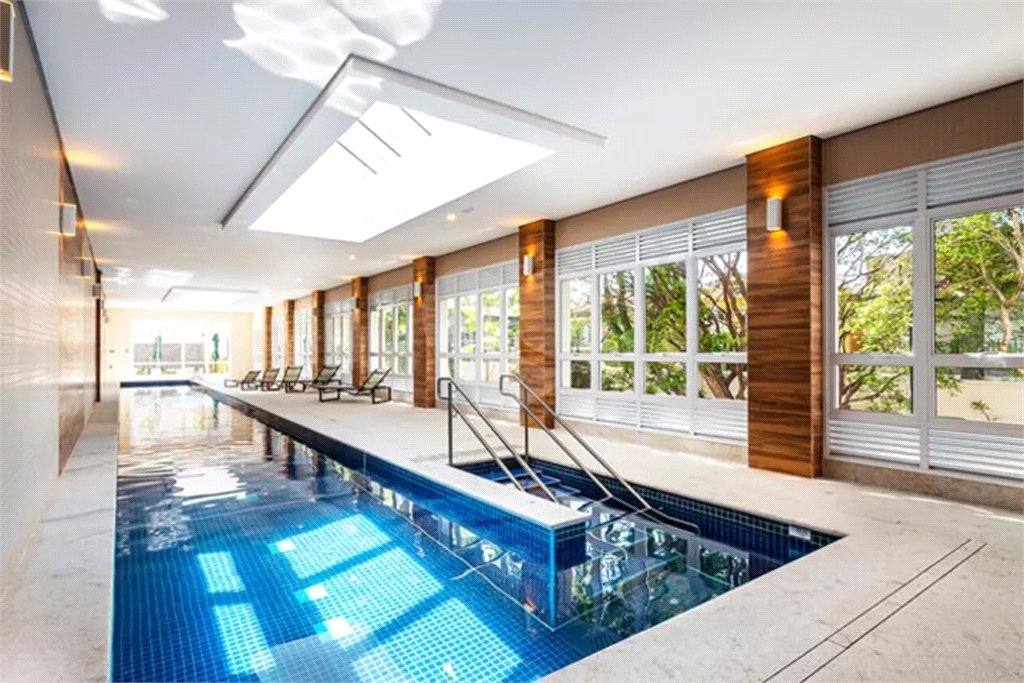 Apartamento à venda com 3 suítes em Indianópolis, São Paulo, SP