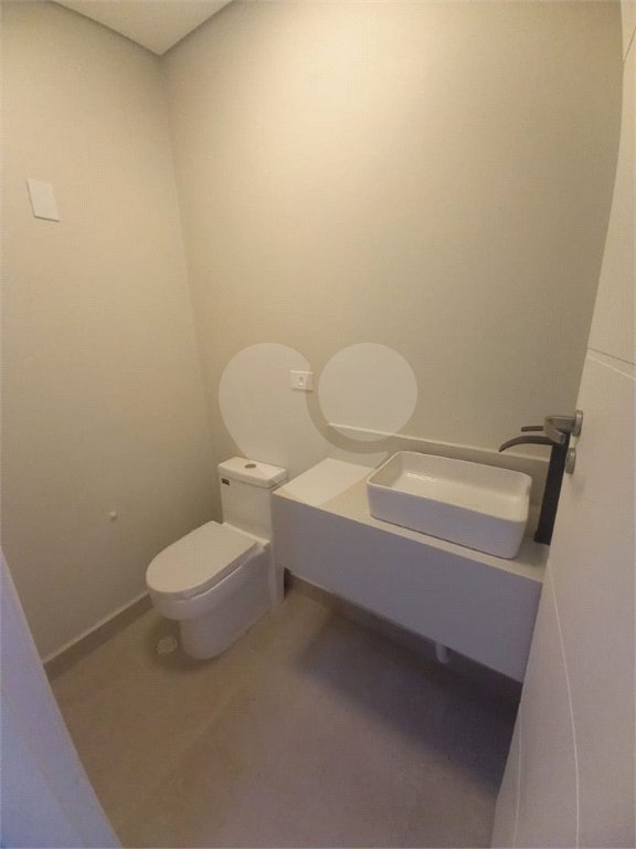 Casa à venda com 4 suítes no condomínio Estância Marambaia, Vinhedo - SP