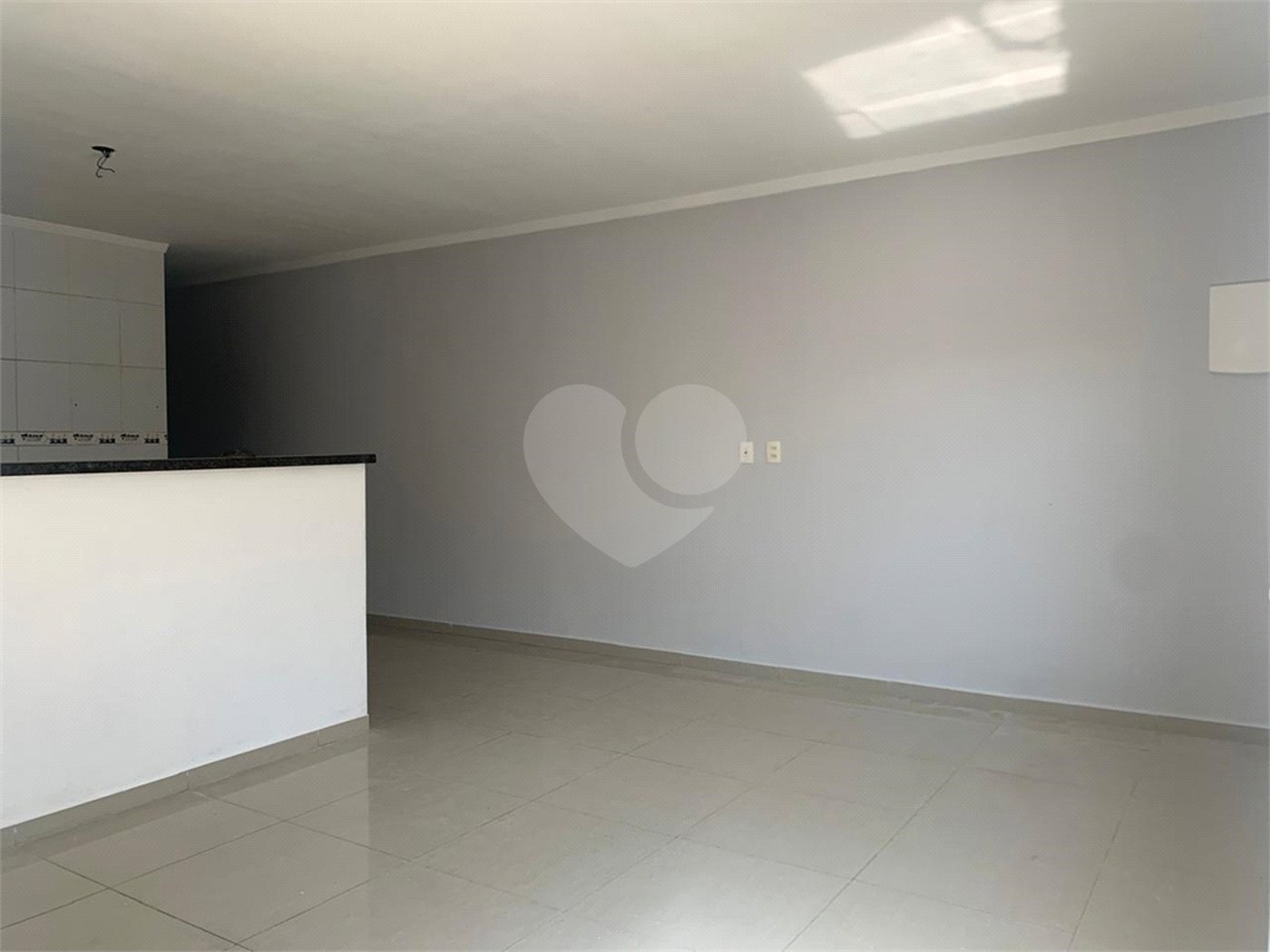Sobrado à venda com 3 quartos, sendo 1 suíte, em Nova Cerejeira, Atibaia, SP
