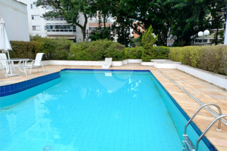 Apartamento à venda com 4 quartos, sendo 1 suíte,  em Brooklin Paulista, São Paulo, SP