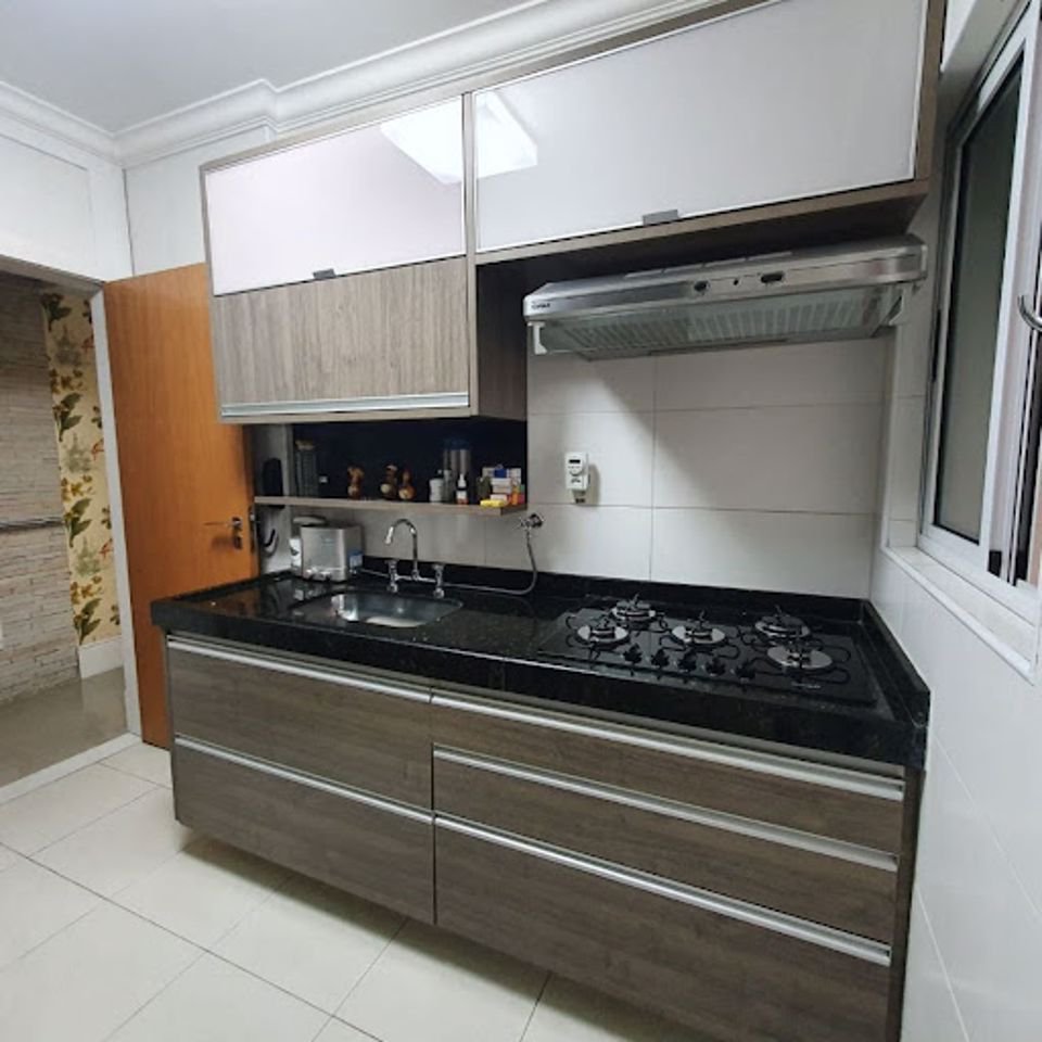 Apartamento com 2 dormitórios à venda, 108 m² por R$ 1.180.000,00 - Gonzaga - Santos/SP