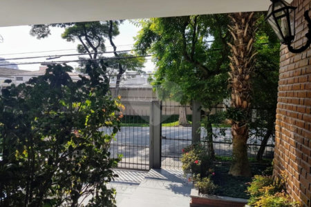 Sobrado à venda com 3 quartos, sendo 2 suítes,  em Brooklin Velho, São Paulo, SP