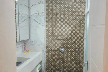 Apartamento à venda com 3 quartos, sendo 1 suíte, em Copacabana, Rio de Janeiro, RJ