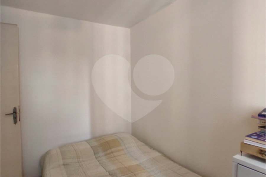 Apartamento à venda com 2 quartos em Horto, São Paulo, SP