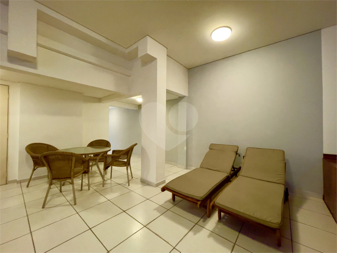 Apartamento à venda com 1 suíte, em República, São Paulo, SP