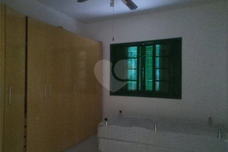 Casa Térrea à venda com 3 quartos em Parque Vitória, São Paulo, SP