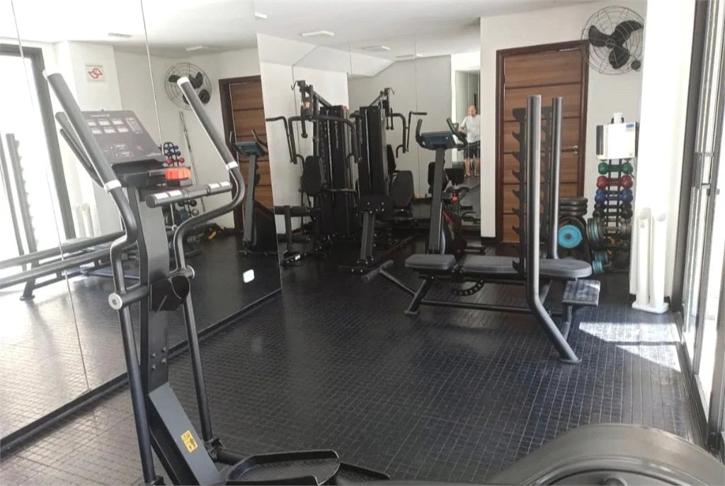 Apartamento à venda com 3 quartos, sendo 1 suíte, em Vila Hamburguesa, São Paulo, SP