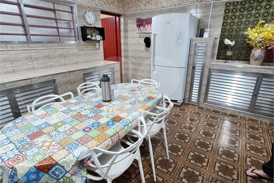 Sobrado à venda com 3 quartos em Tremembé, São Paulo, SP