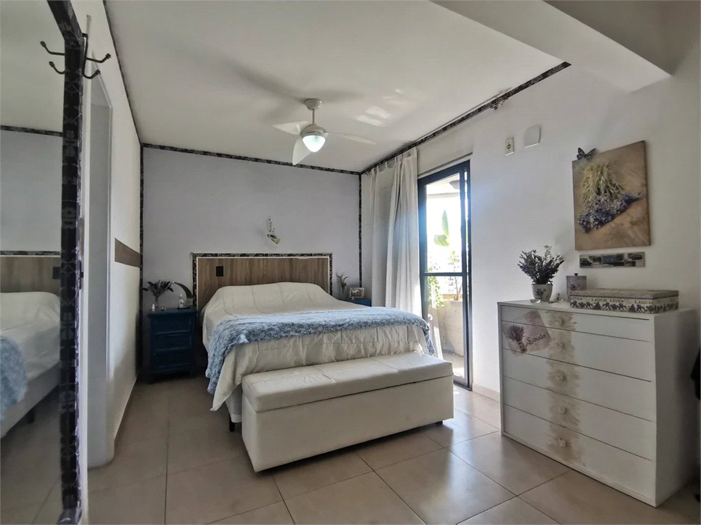 Apartamento à venda com 3 quartos, sendo 1 suíte,  em Vila Andrade, São Paulo, SP