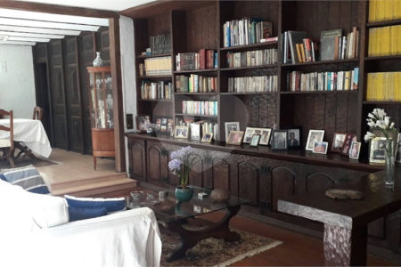 Sobrado à venda com 4 quartos, sendo 2 suítes, em Vila Madalena, São Paulo, SP