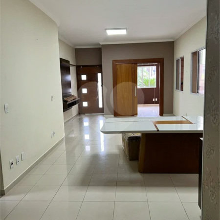 Casa à venda com 3 quartos, sendo 1 suíte,  em Pinheirinho, Vinhedo, SP