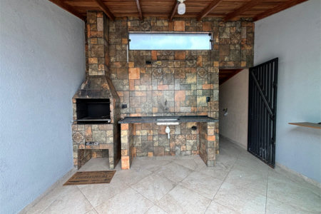 Casa à venda com 3 quartos, sendo 1 suíte,  em Jardim Santa Mena, Guarulhos, SP
