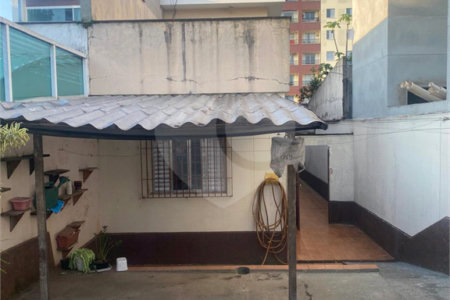 Sobrado à venda ou para alugar com 3 quartos, sendo 1 suíte, em Vila Carrão, São Paulo, SP