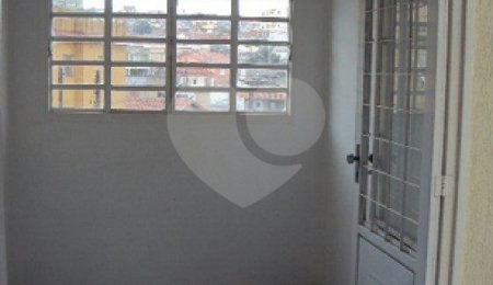 Sobrado à venda com 4 quartos em Parada Inglesa, São Paulo, SP