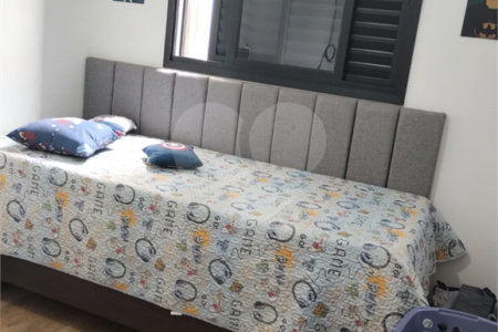 Sobrado à venda com 3 quartos, sendo 1 suíte,  em Alves Dias, São Bernardo do Campo, SP