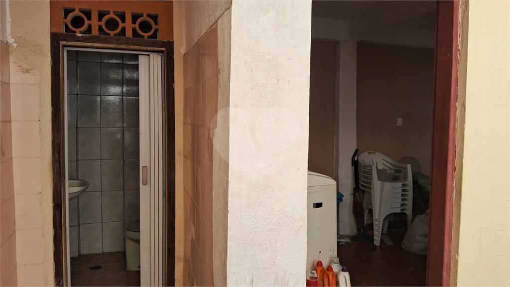 Sobrado à venda com 2 quartos, sendo 1 suíte, em Tremembé, São Paulo, SP