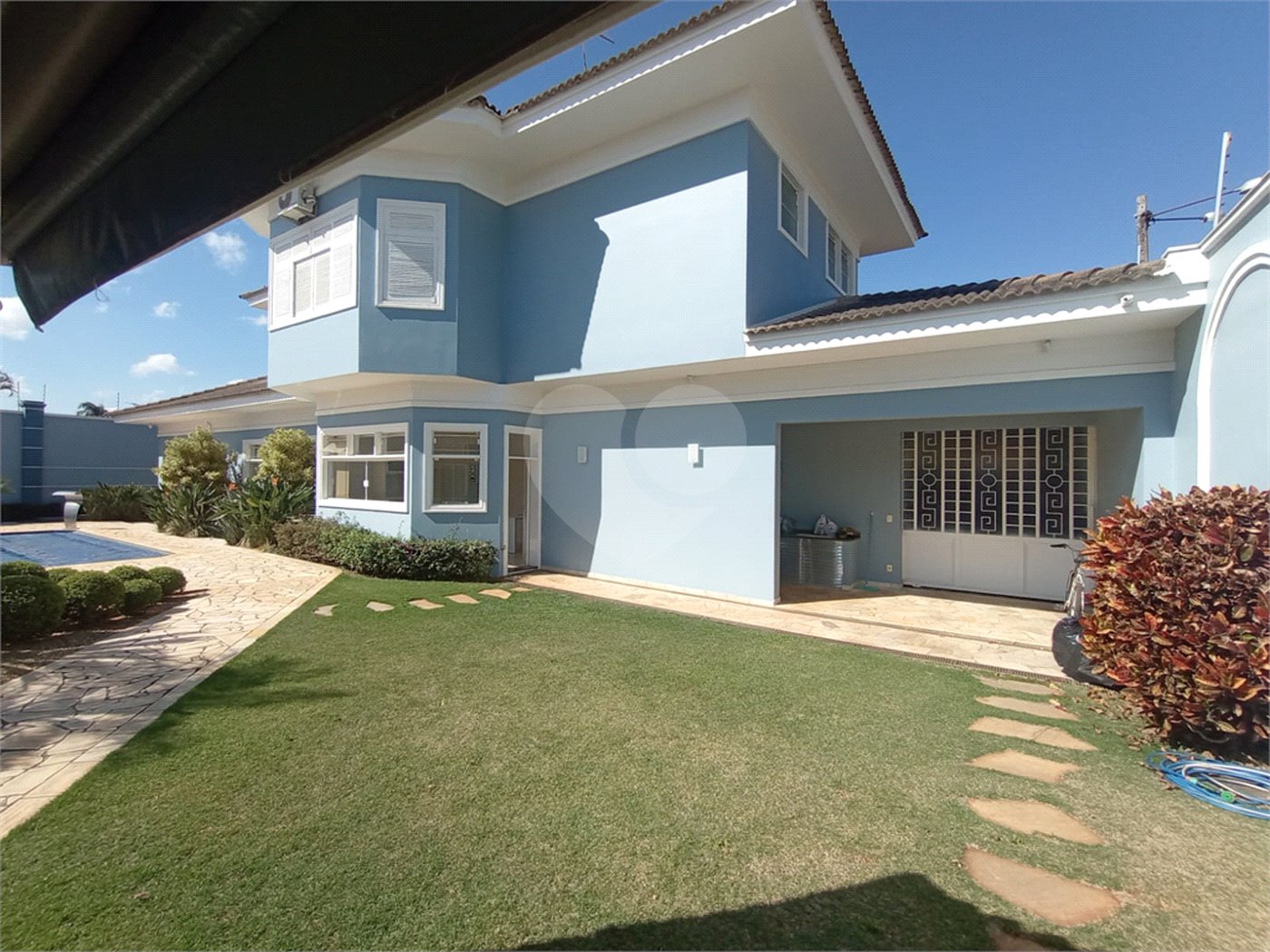 Casa à venda com 3 suítes em Vila Nastri, Itapetininga, SP