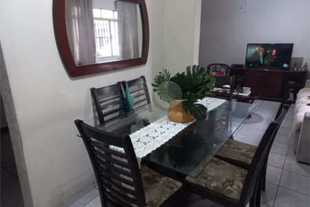 Sobrado à venda com 2 quartos em Vila Romana, São Paulo, SP