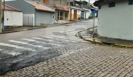 Casa à venda com 3 quartos, sendo 1 suíte, em Jardim São Judas Tadeu, Salto, SP
