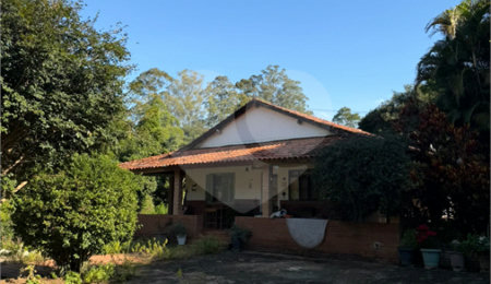 Sítio à venda com 4 quartos, sendo 1 suíte,  em Braiaia, Itu, SP