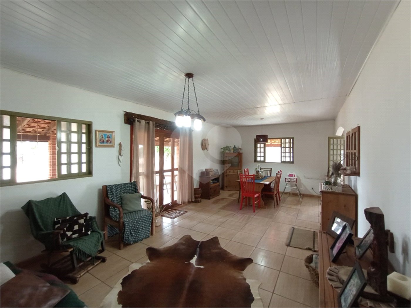 Casa à venda com 3 quartos, sendo 1 suíte,  em Estância Conceição, Itapetininga, SP