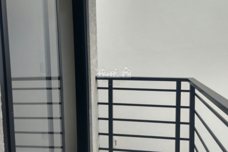 Sobrado à venda ou para alugar com 3 suítes em Jardim do Lago, Atibaia, SP