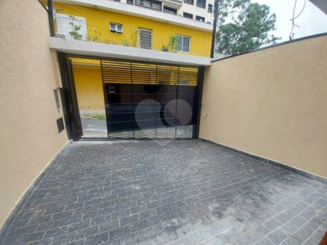 Sobrado à venda com 3 suítes em Santana, São Paulo, SP