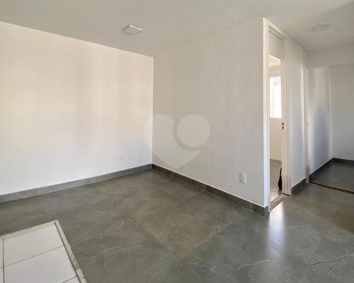 Apartamento à venda com 2 quartos em Parque São Bento, Sorocaba, SP